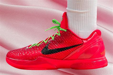 how do you know if kobe shoes are fake|mismatch kobe grinches.